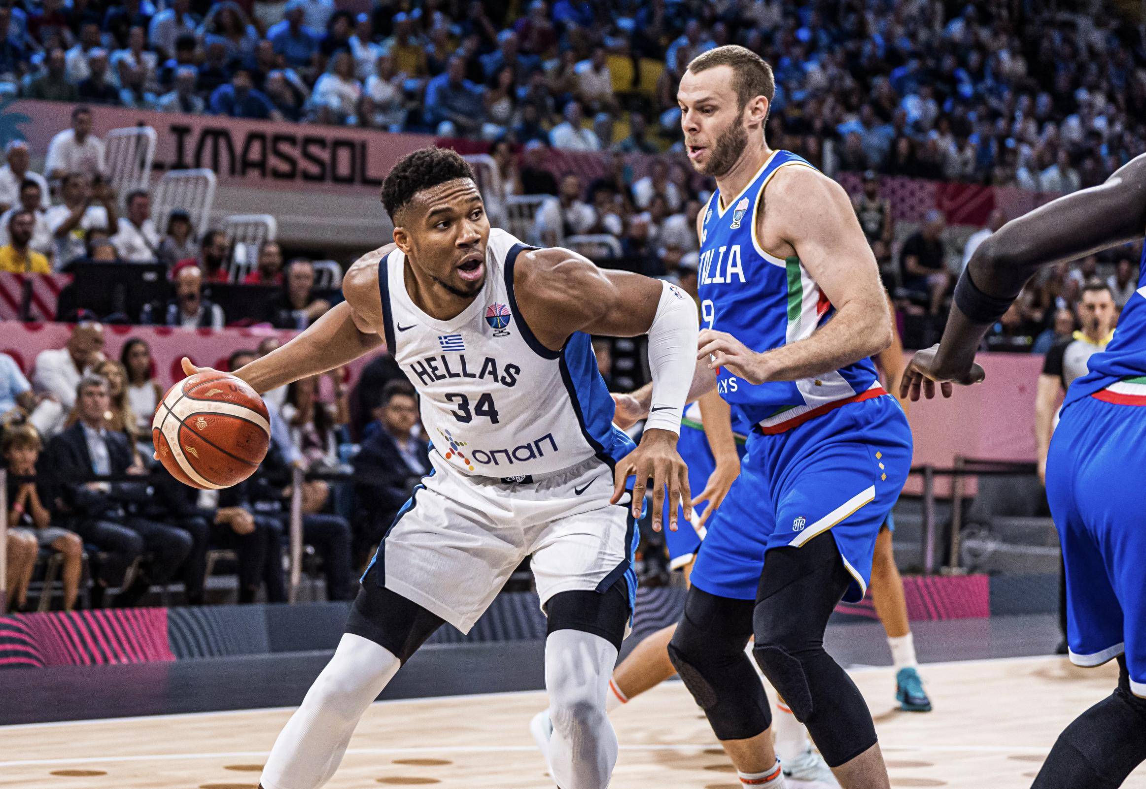 星空体育官网字母哥赛事官方发布高光表现新规,MAD争议不断!的简单介绍